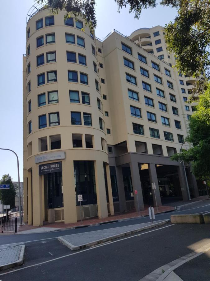 Parramatta Hotel Apartment Sidney Exterior foto